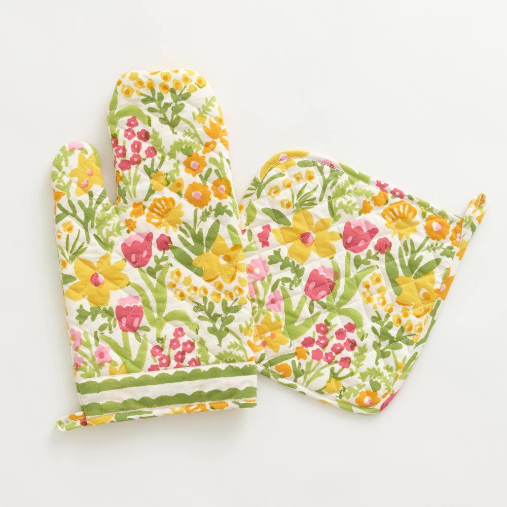 70s Flower Colorful Hand Block Printed Floral Oven Mitt & Pot Holder Set
