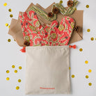 Harvest Pinecone Apron & Oven Mitt Gift Set Bundle