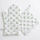 Christmas Tree Print oven mitt & pot holder set
